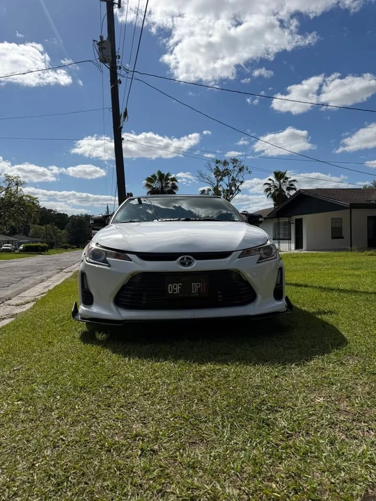 2014 Scion tC - Image 8 of 9