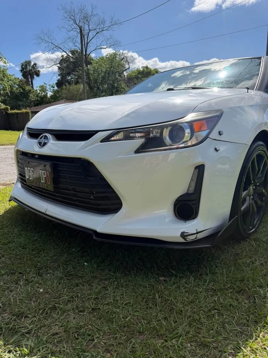 2014 Scion tC - Image 2 of 9