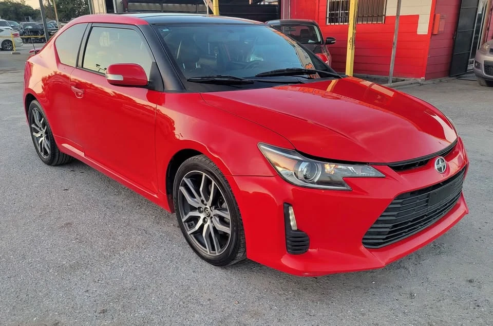 2014 Scion tC - Image 2 of 10