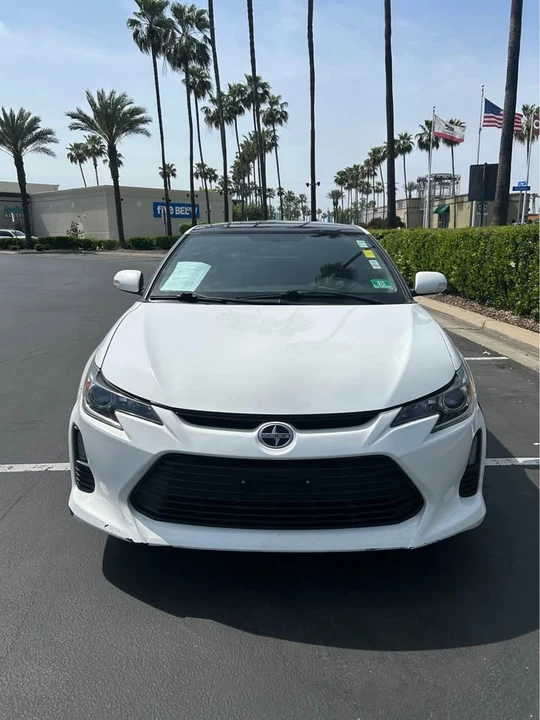 2014 Scion tC - Image 2 of 15