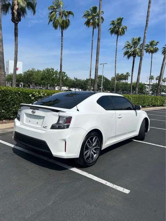 2014 Scion tC - Image 6 of 15