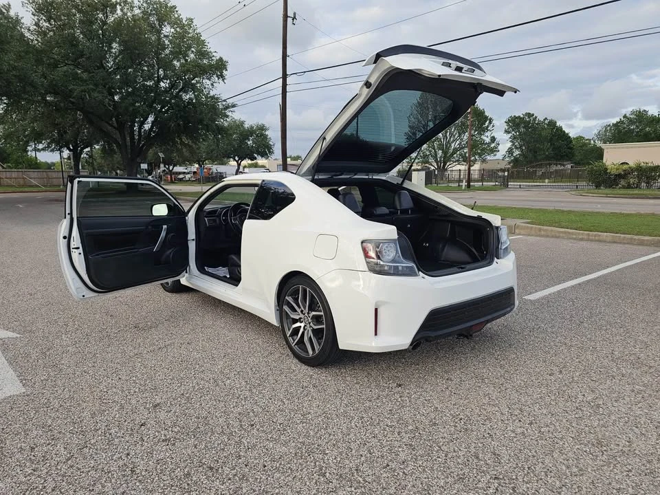 2014 Scion tC - Image 12 of 18