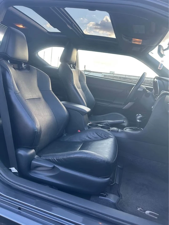 2014 Scion tC - Image 12 of 20