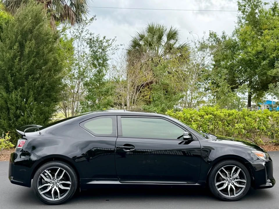 2014 Scion tC - Image 8 of 20