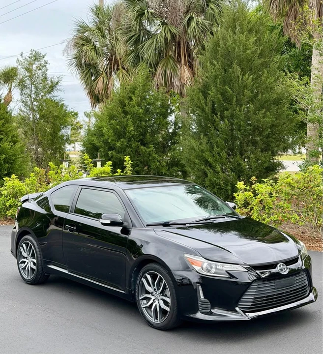 2014 Scion tC - Image 2 of 20