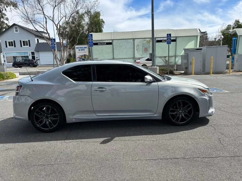 2014 Scion tC - Image 2 of 11