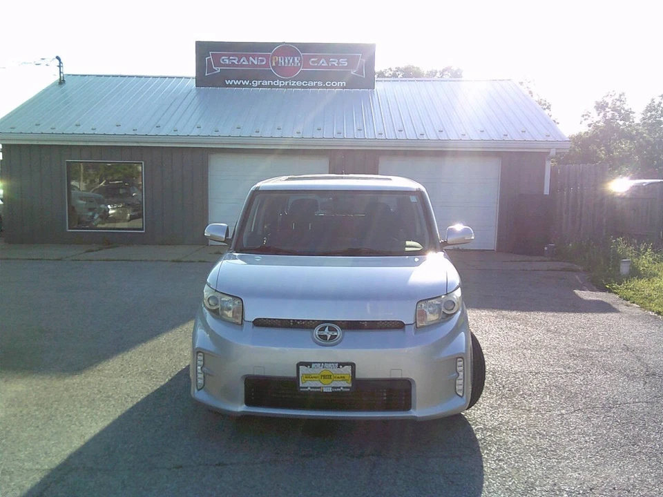 2014 Scion xB - Image 3 of 21