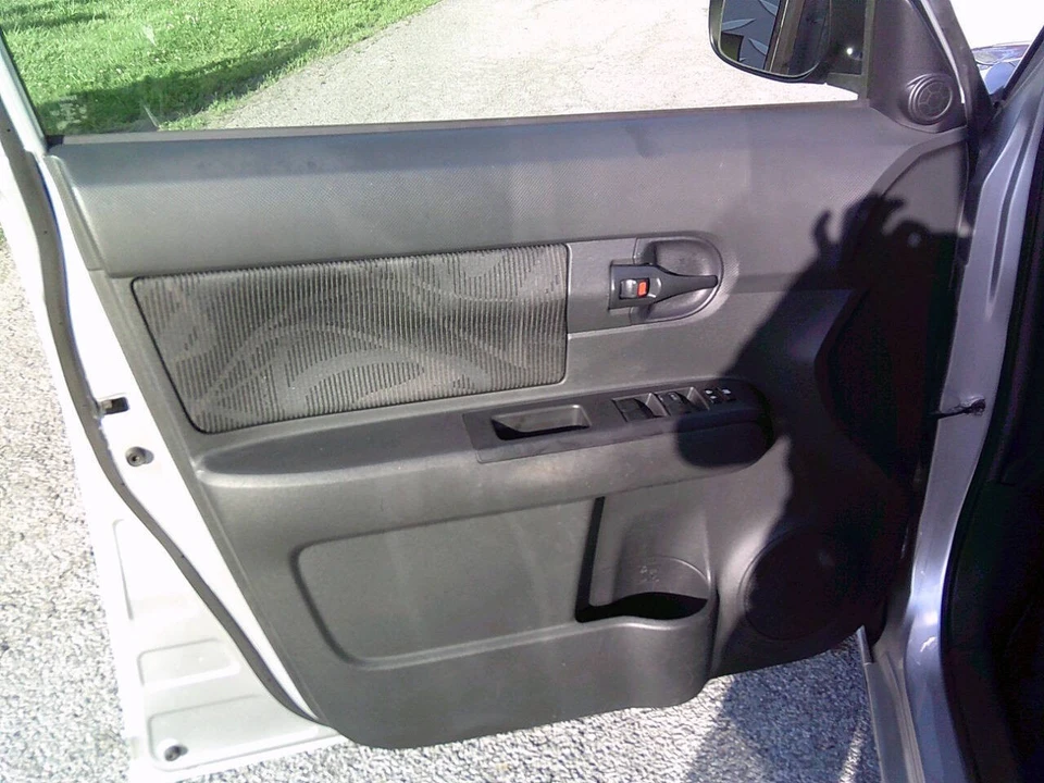 2014 Scion xB - Image 13 of 21