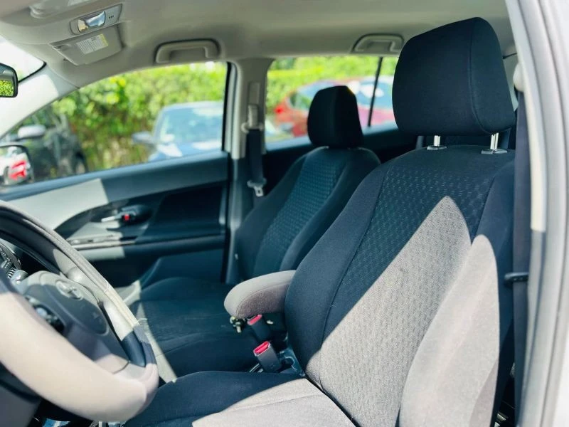 2014 Scion xD - Image 9 of 12