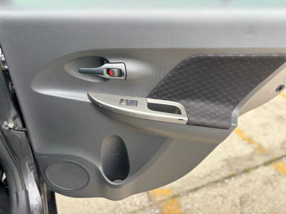 2014 Scion xD - Image 15 of 21