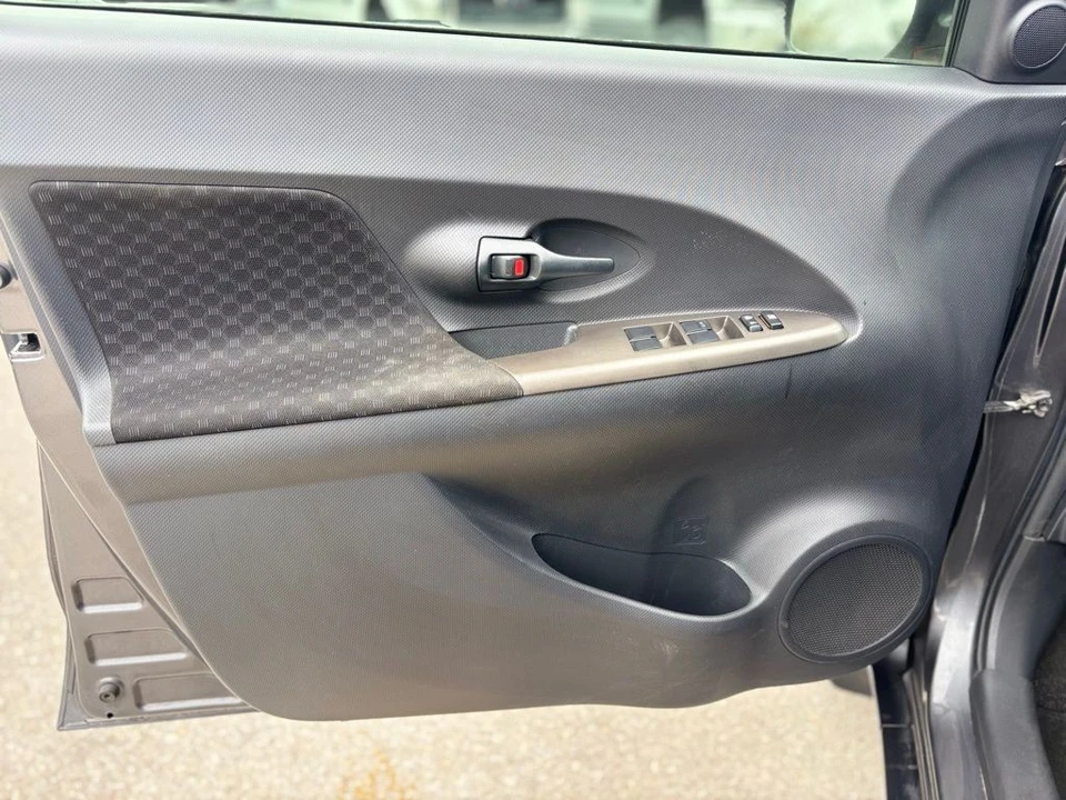 2014 Scion xD - Image 9 of 21