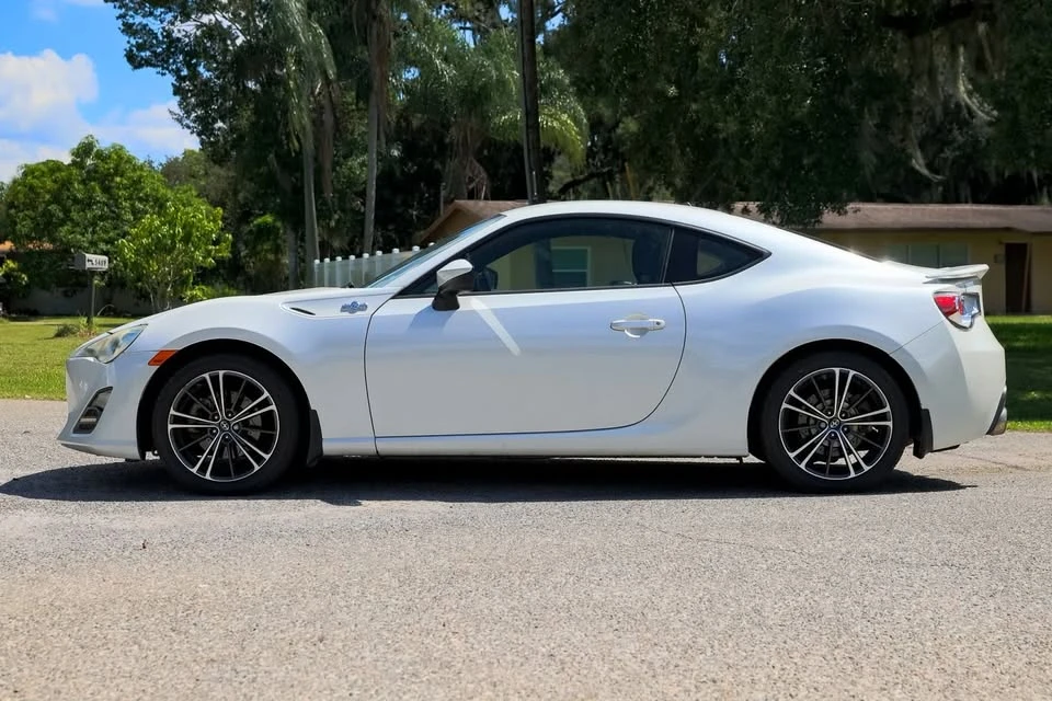 2014 Scion FR-S - Image 5 of 13