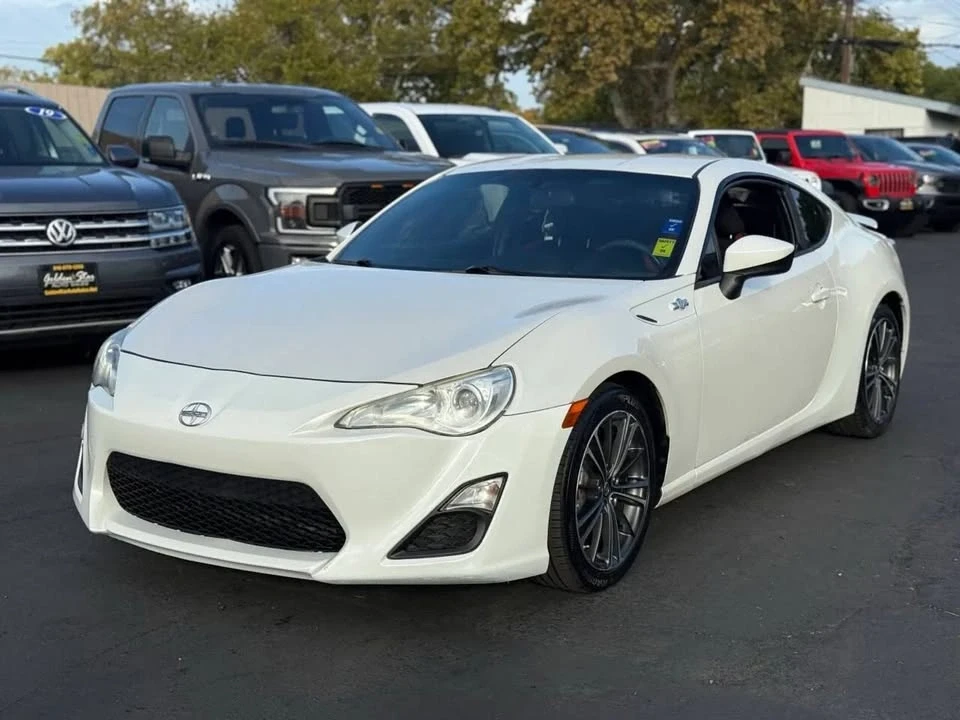 2014 Scion FR-S - Image 5 of 13