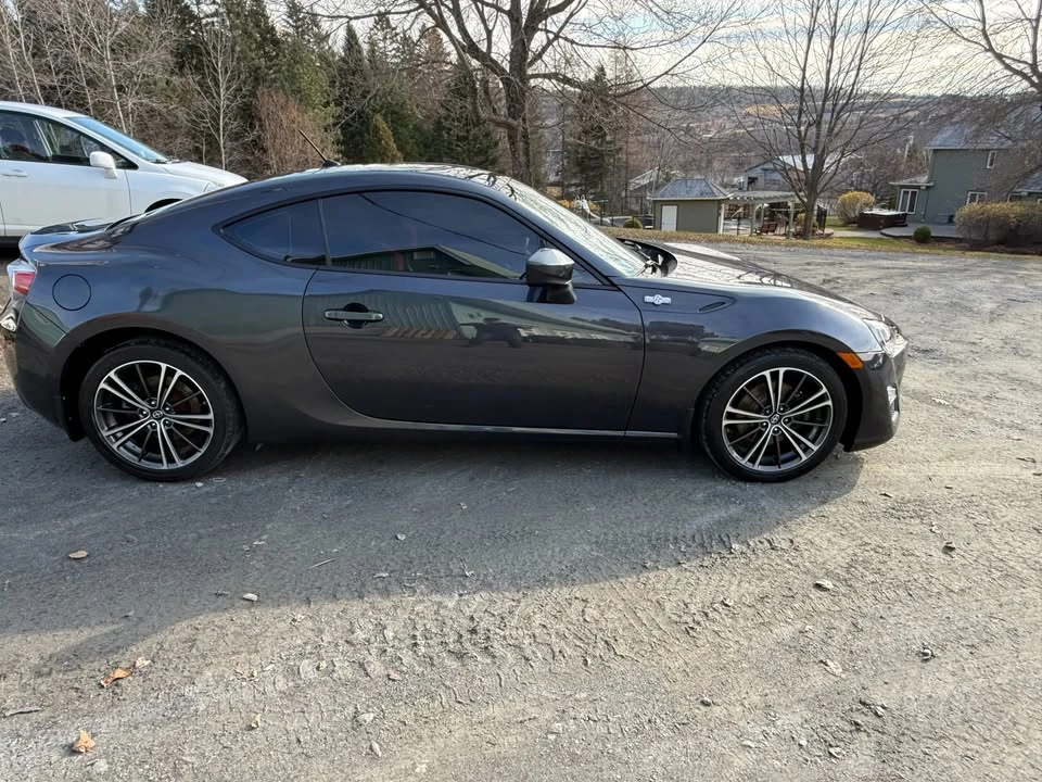 2014 Scion FR-S - Image 4 of 12