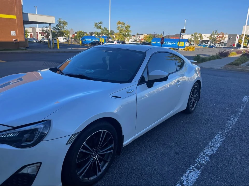 2014 Scion FR-S - Image 2 of 4