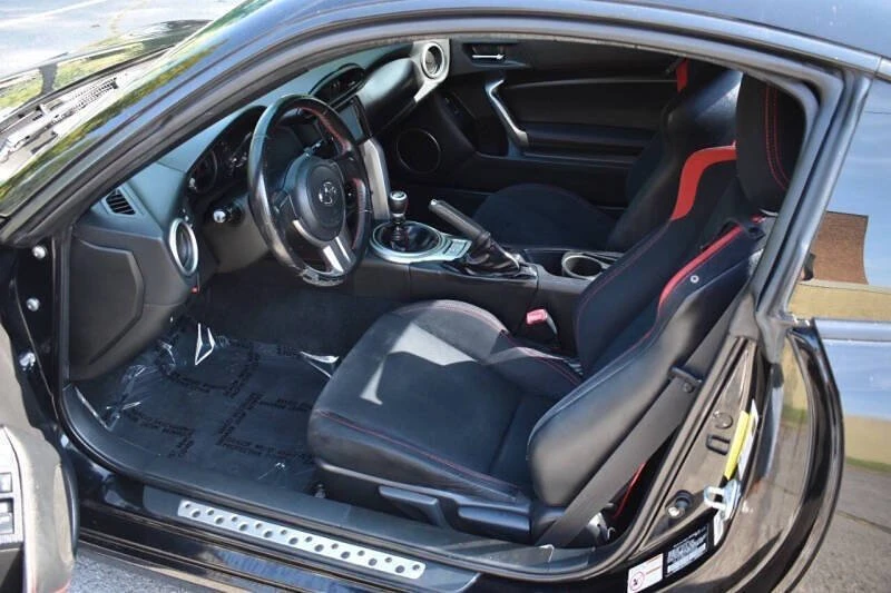 2014 Scion FR-S - Image 10 of 19