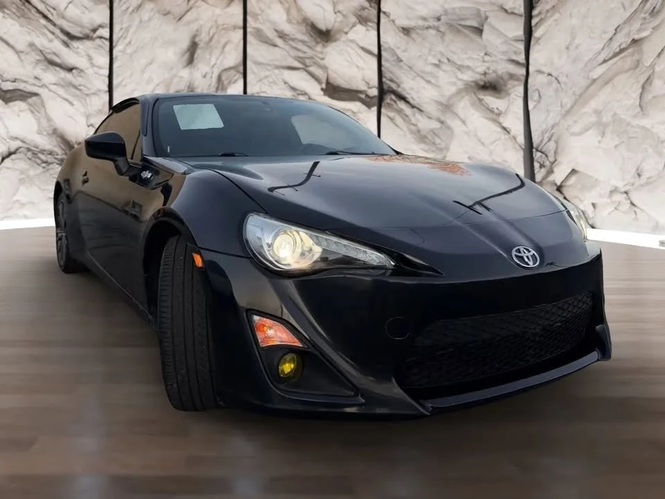 2014 Scion FR-S - Image 9 of 20