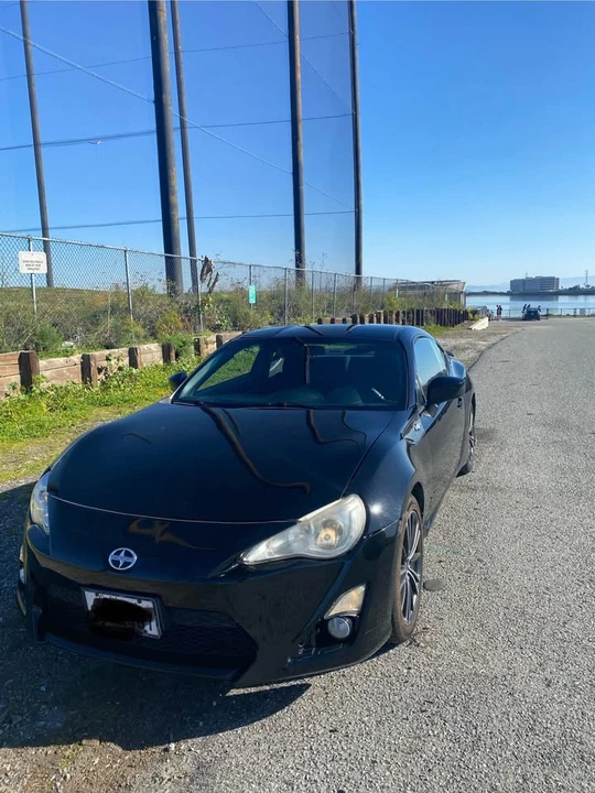 2014 Scion FR-S - Image 2 of 17