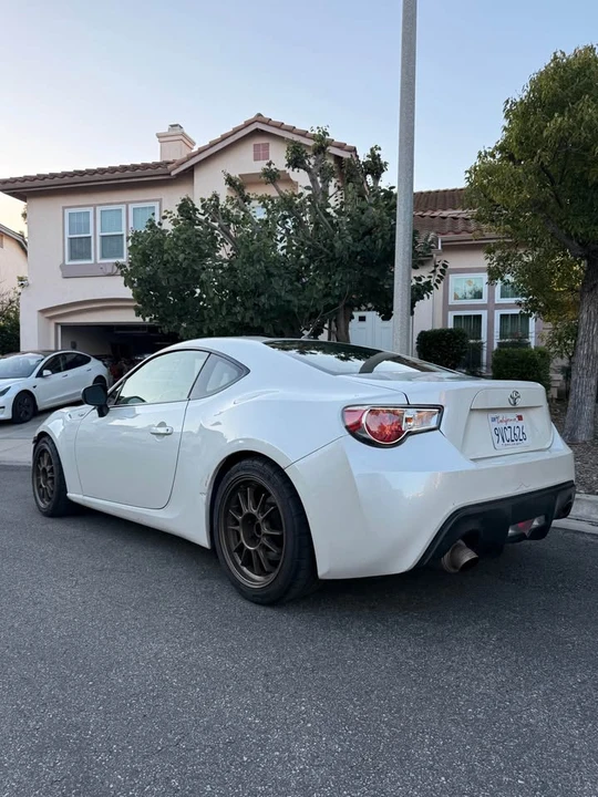 2014 Scion FR-S - Image 8 of 13