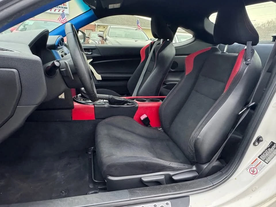 2014 Scion FR-S - Image 11 of 18