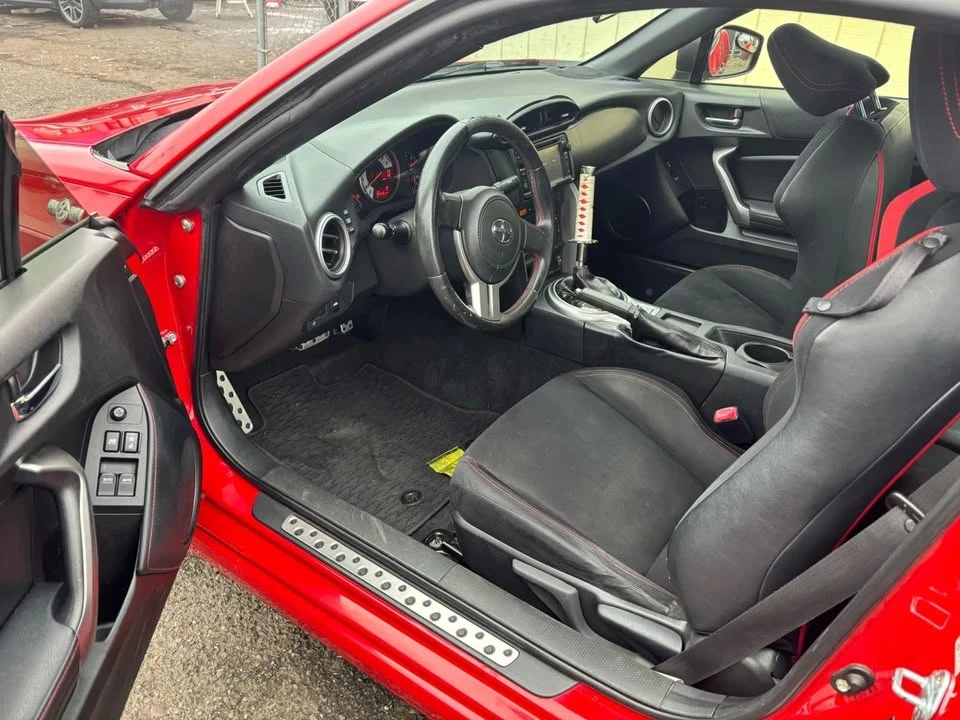 2014 Scion FR-S - Image 9 of 15