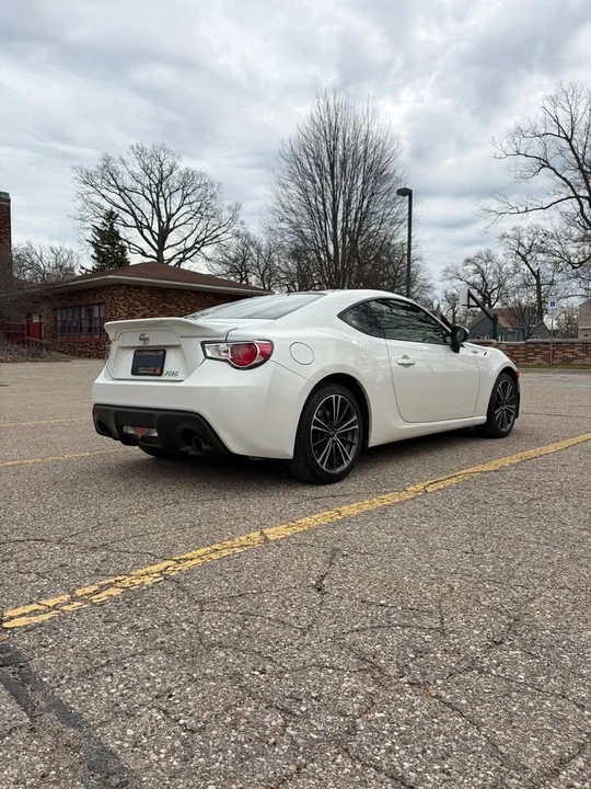 2014 Scion FR-S - Image 4 of 15