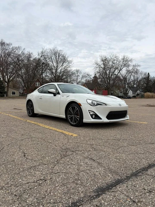 2014 Scion FR-S - Image 6 of 15