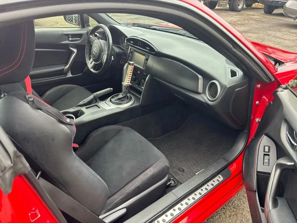 2014 Scion FR-S - Image 10 of 15