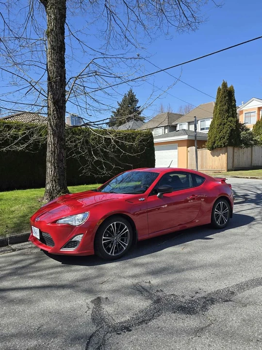 2014 Scion FR-S - Image 5 of 19