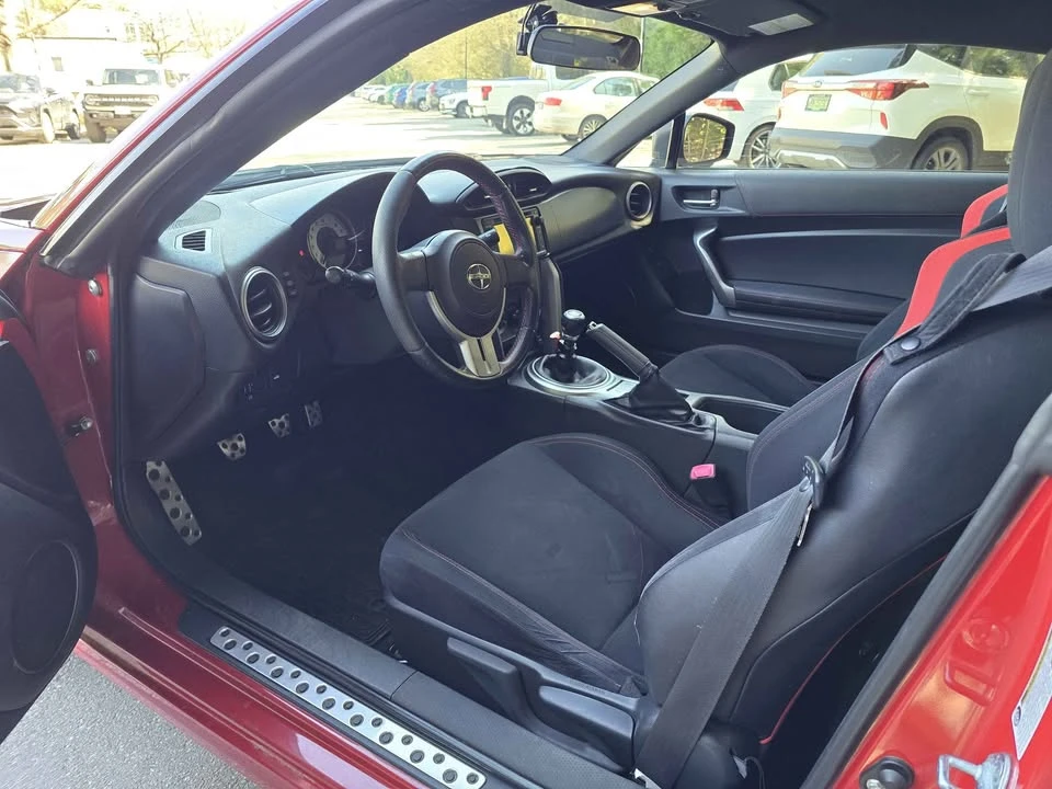 2014 Scion FR-S - Image 6 of 19