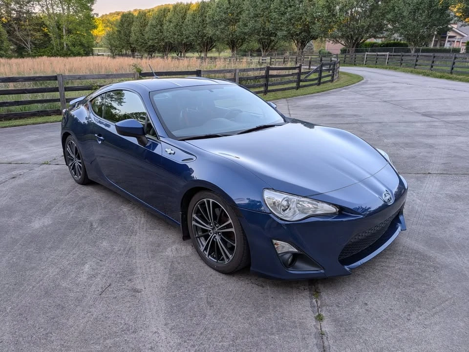 2014 Scion FR-S - Image 2 of 11