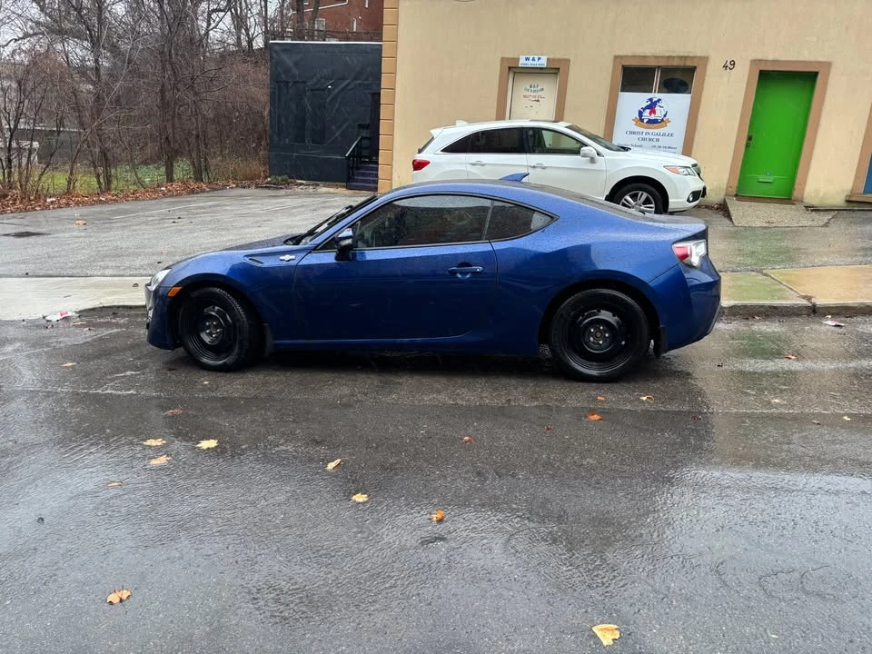 2014 Scion FR-S - Image 2 of 3