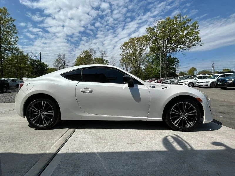 2014 Scion FR-S - Image 4 of 17