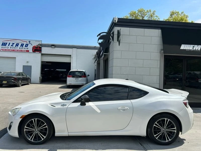 2014 Scion FR-S - Image 6 of 17
