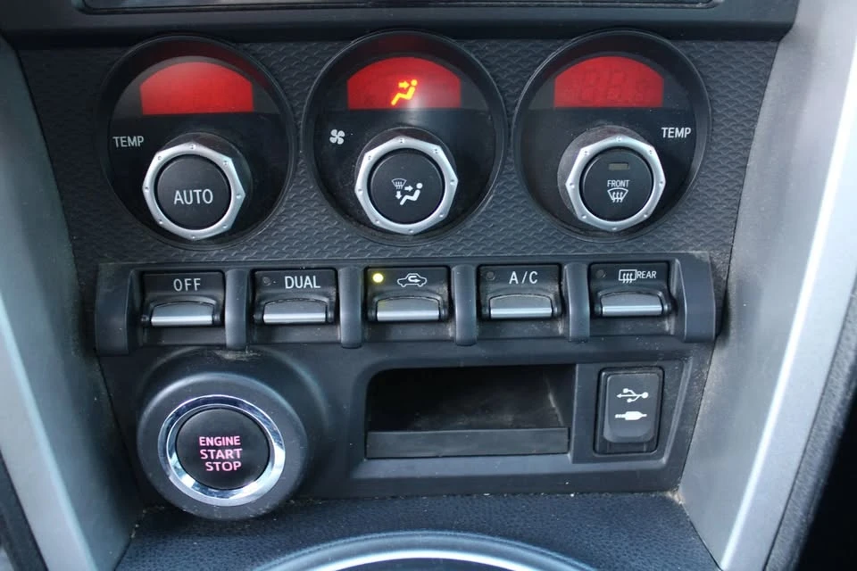 2014 Scion FR-S - Image 14 of 20