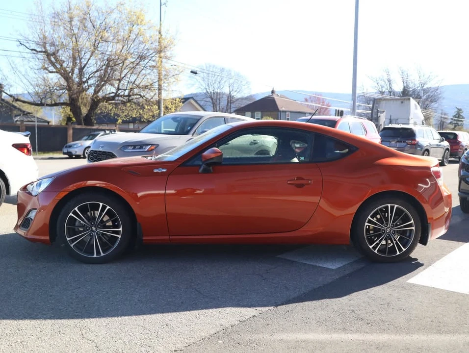 2014 Scion FR-S - Image 3 of 11