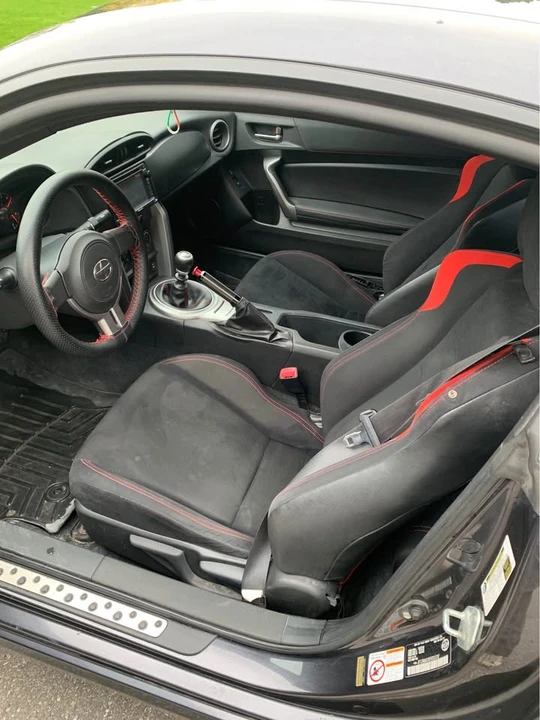 2014 Scion FR-S - Image 7 of 8