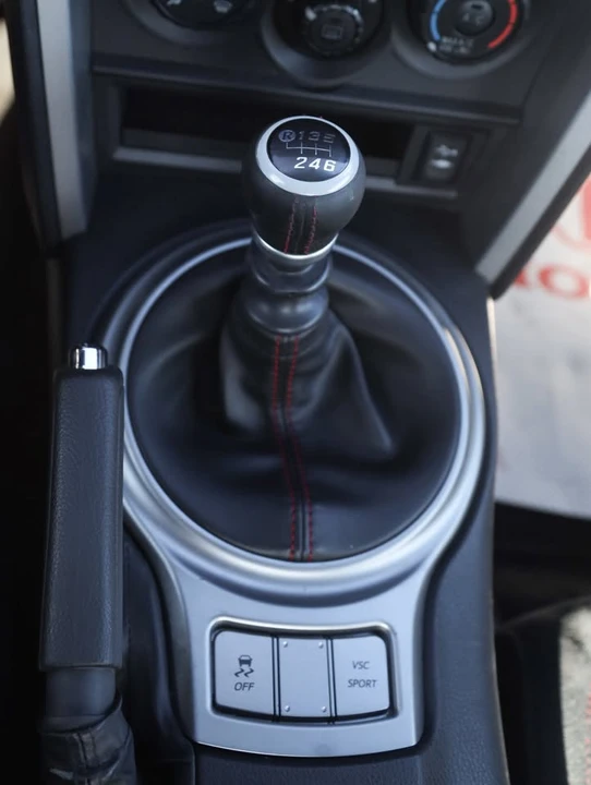 2014 Scion FR-S - Image 4 of 11