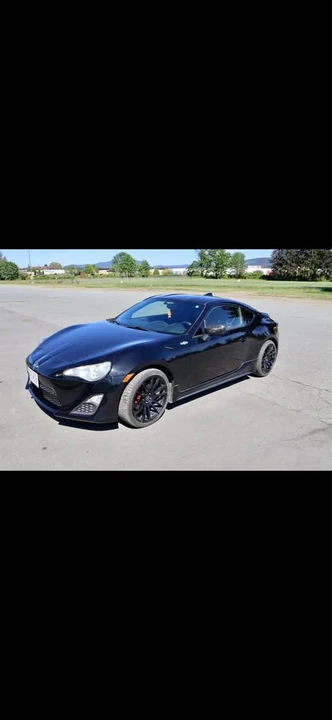2014 Scion FR-S - Image 2 of 6