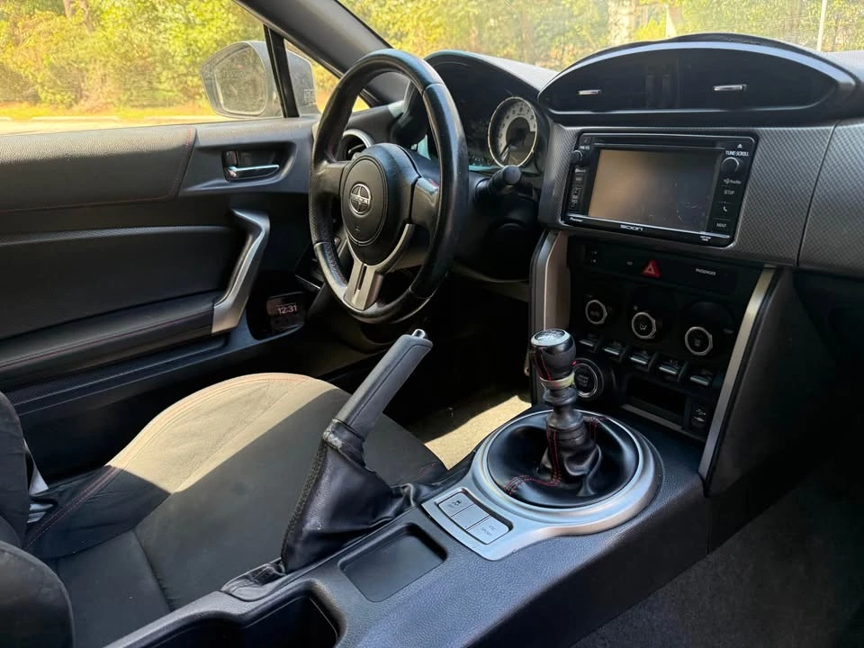 2014 Scion FR-S - Image 11 of 17