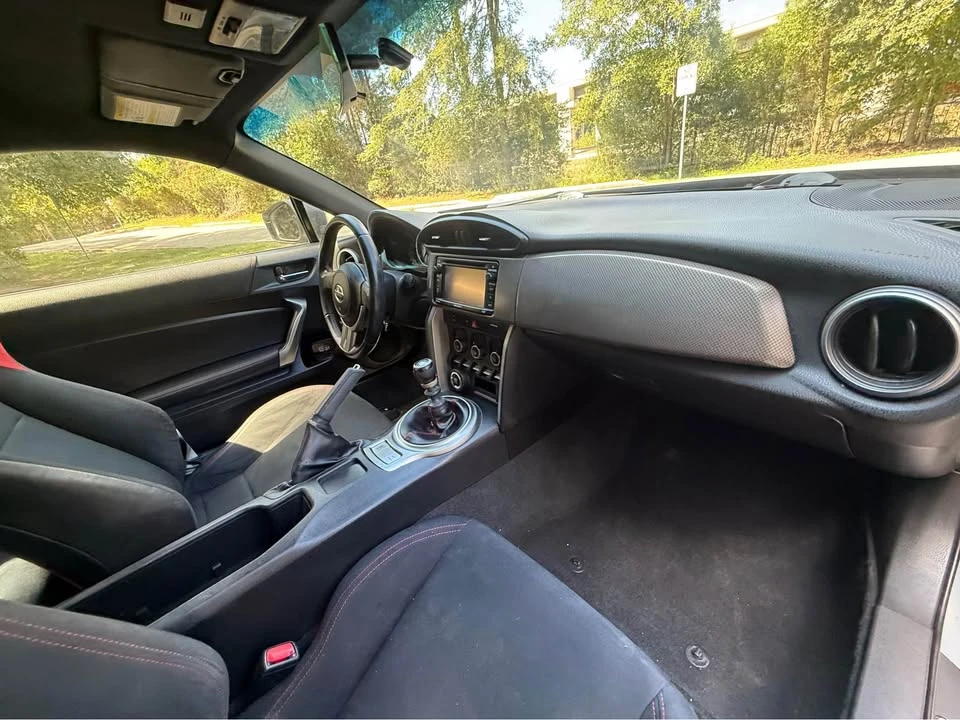2014 Scion FR-S - Image 14 of 17