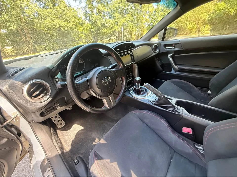 2014 Scion FR-S - Image 16 of 17