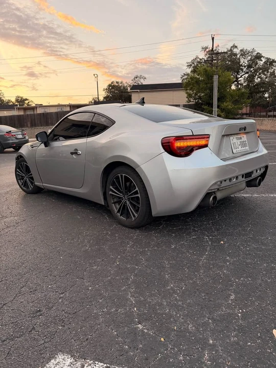 2014 Scion FR-S - Image 10 of 11