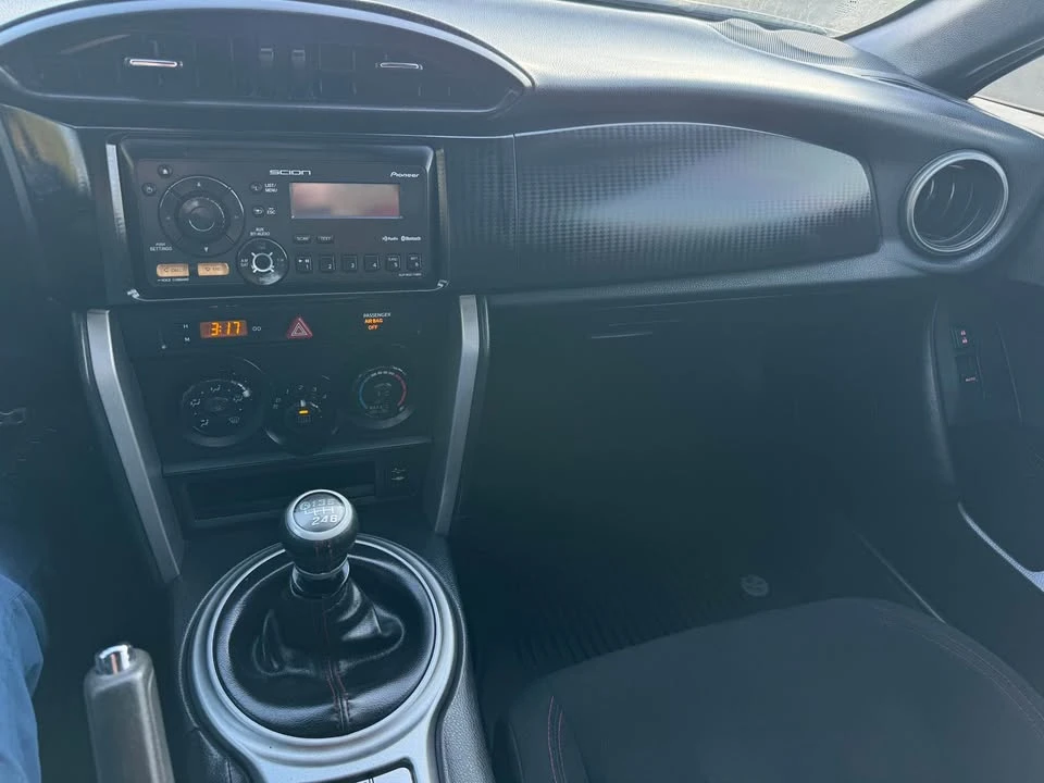 2014 Scion FR-S - Image 14 of 15