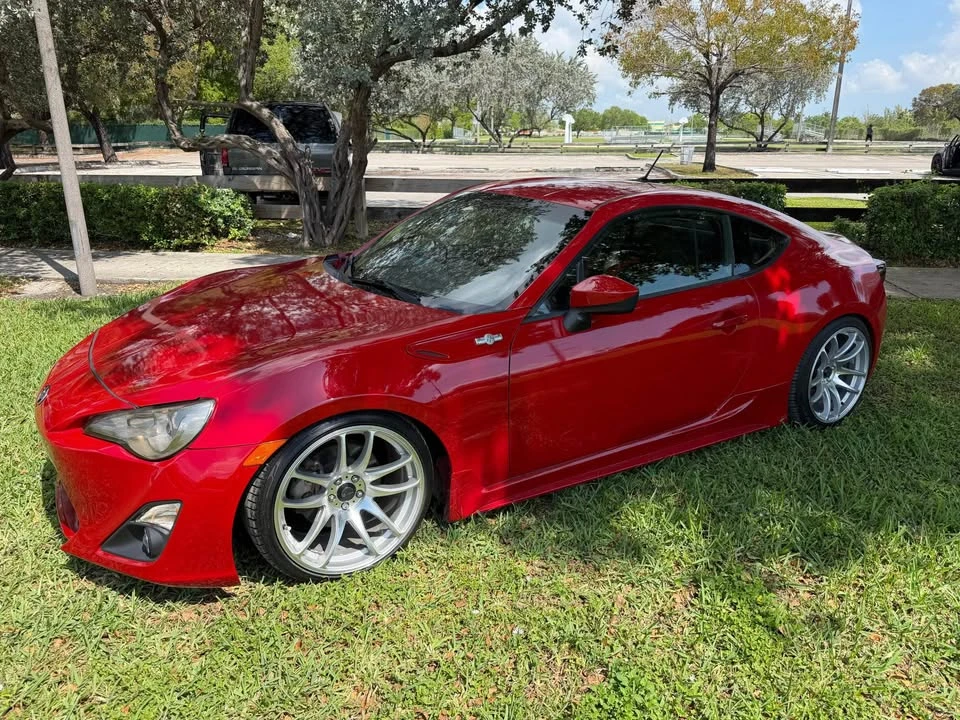 2014 Scion FR-S - Image 9 of 15