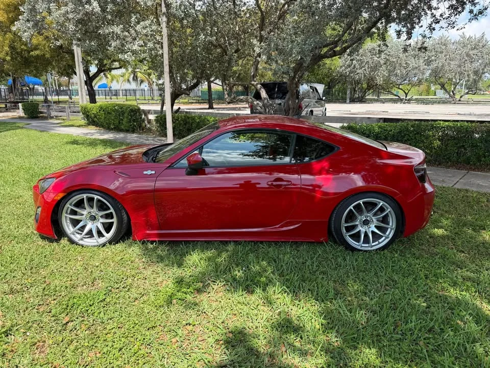 2014 Scion FR-S - Image 4 of 15