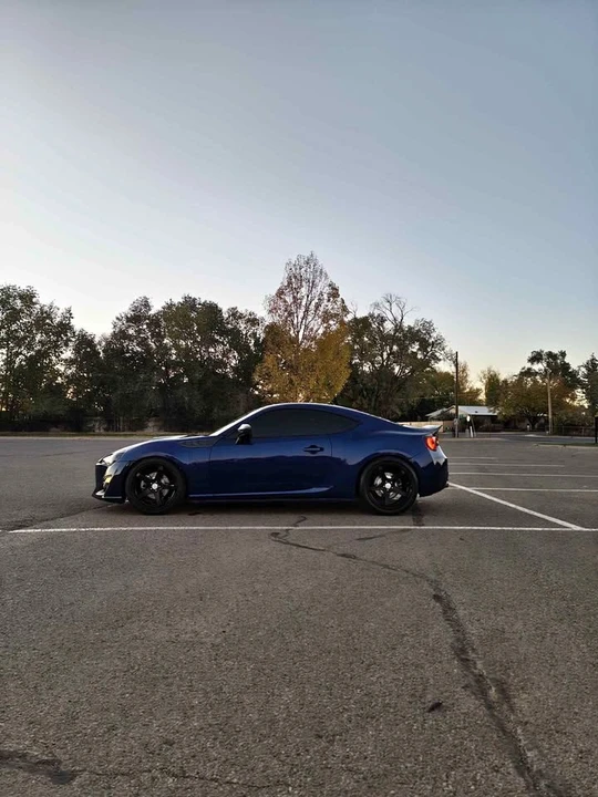 2014 Scion FR-S - Image 2 of 18