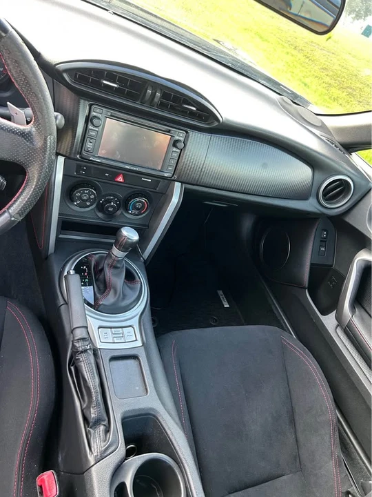 2014 Scion FR-S - Image 10 of 12