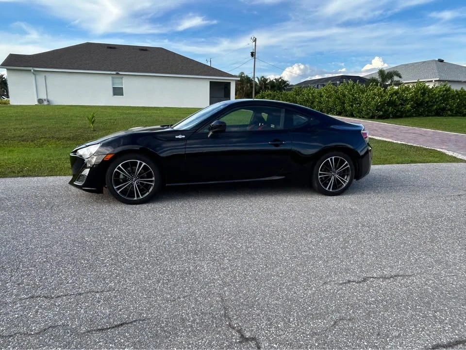 2014 Scion FR-S - Image 5 of 12