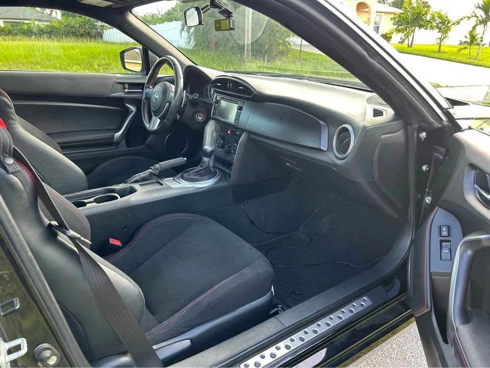 2014 Scion FR-S - Image 8 of 11